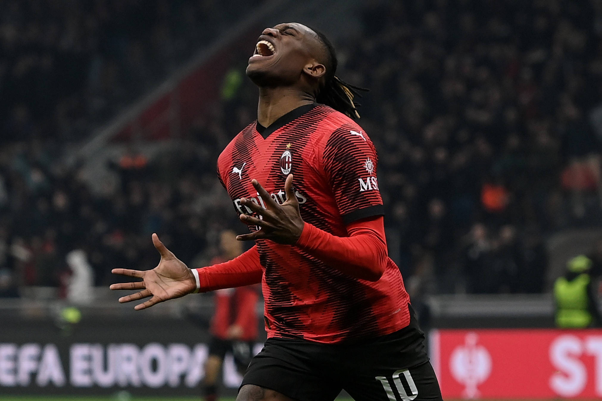 米兰主场告负，争冠形势不容乐观