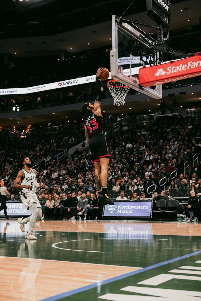 爱游戏在线-猛龙击败奇才，继续保持胜利势头