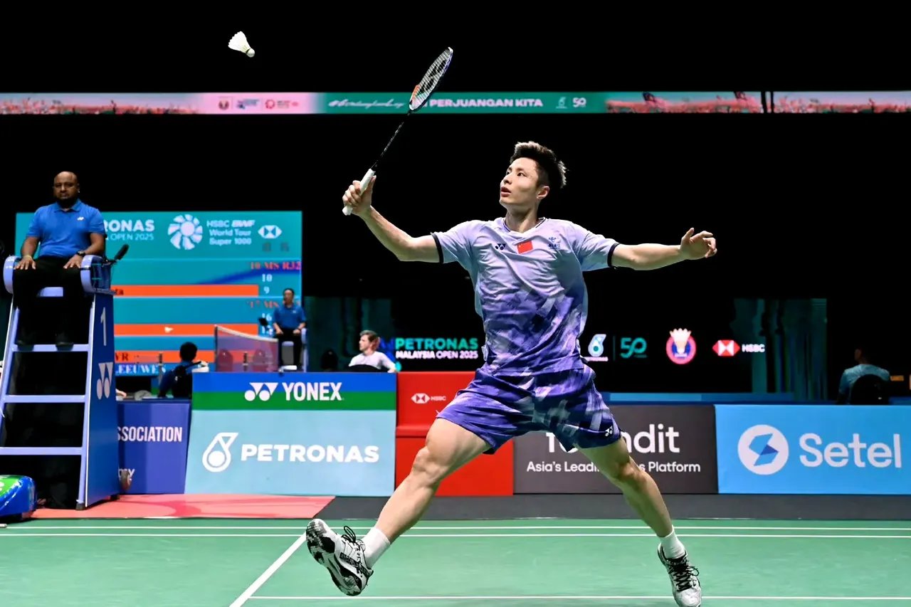 马来西亚羽毛球选手反超获胜 马来西亚羽毛球选手反超获胜