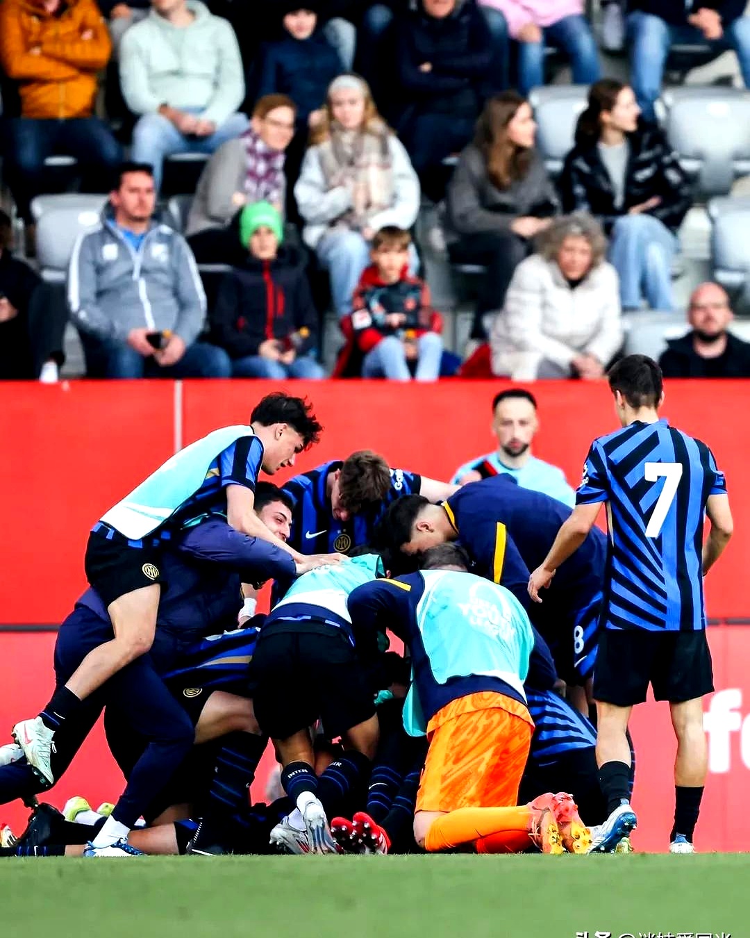 拜仁慕尼黑横扫对手,淘汰赛更精彩 拜仁慕尼黑横扫对手,淘汰赛更精彩