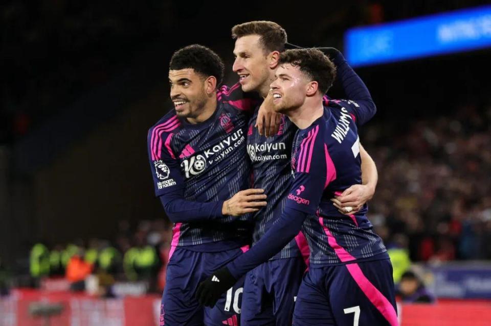 爱游戏app-包含卡迪夫城惊险保级成功，冲击前六的词条