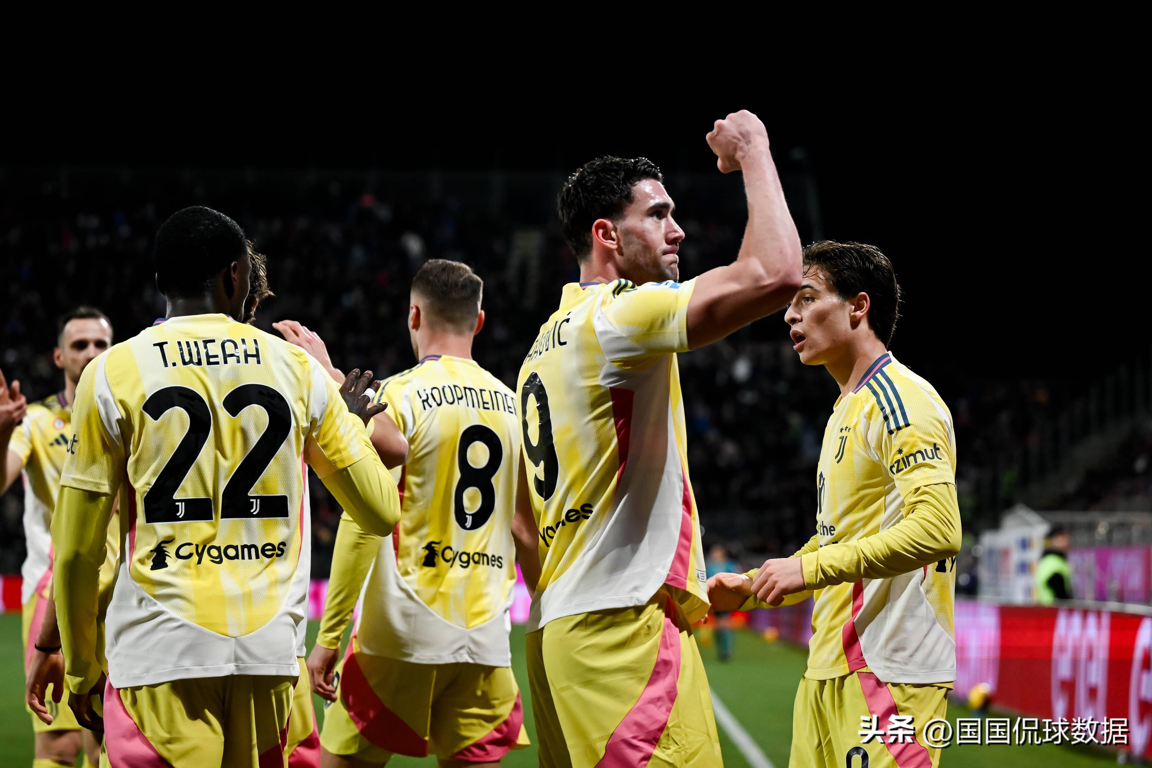 爱游戏在线登录-意大利球队神奇逆袭，喜悦满场