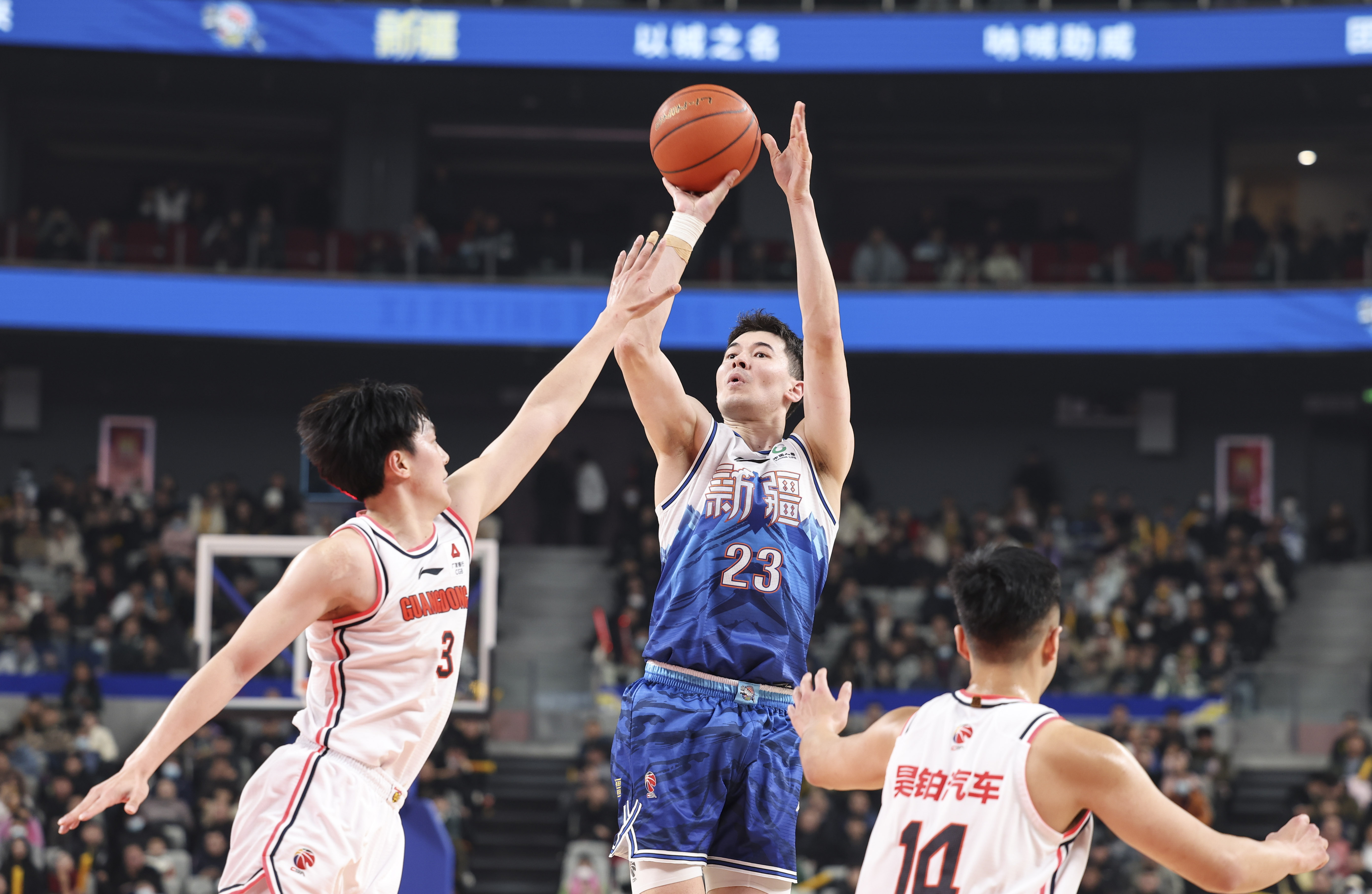 包含辽宁力克上海，展现冠军实力强大的词条