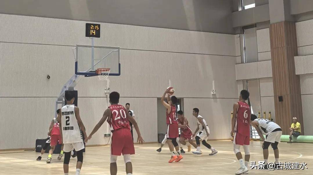 云南男篮在激烈角逐中实现连胜