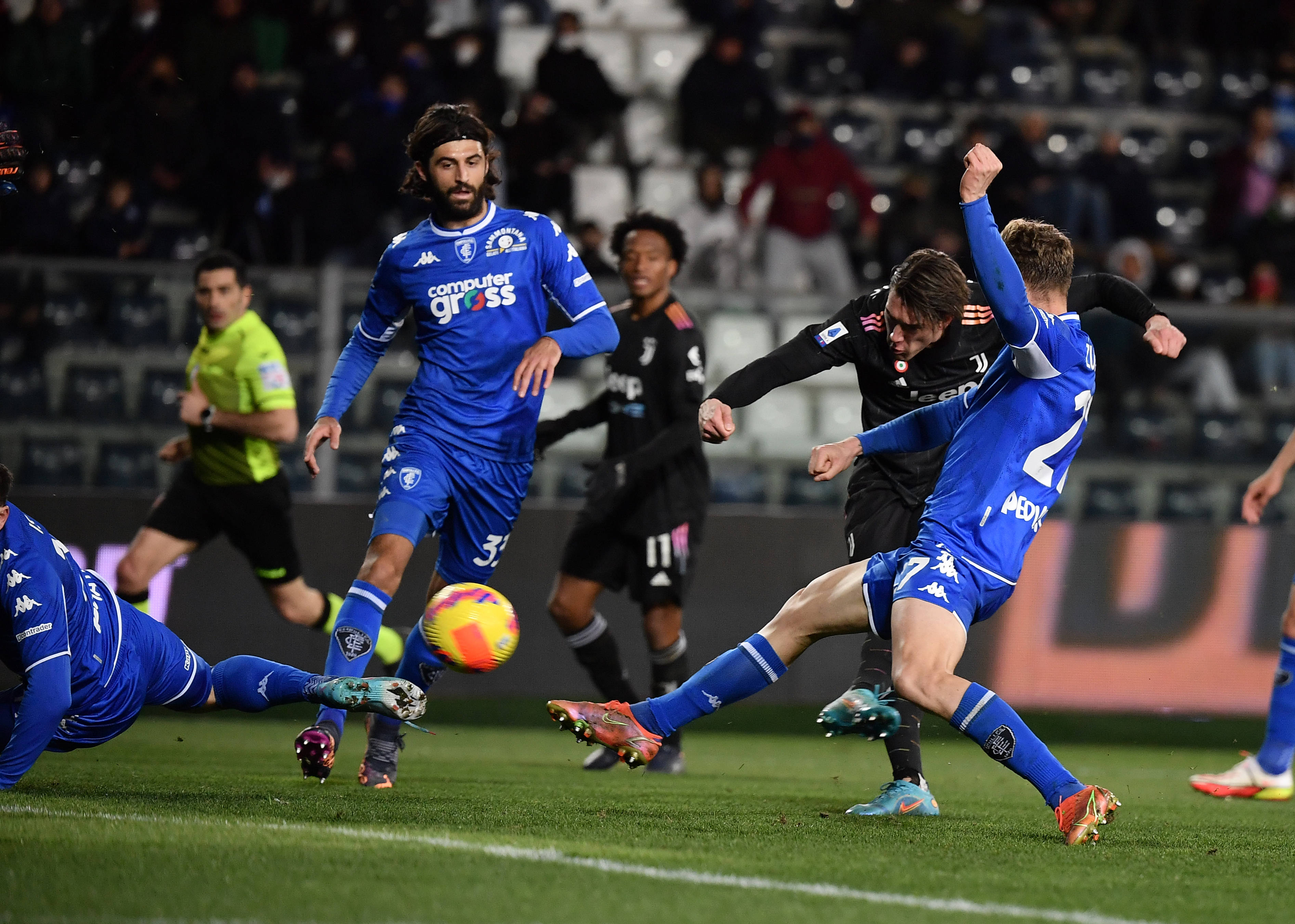 爱游戏官网-包含莱斯特城继续保持不败，实力恢复的词条