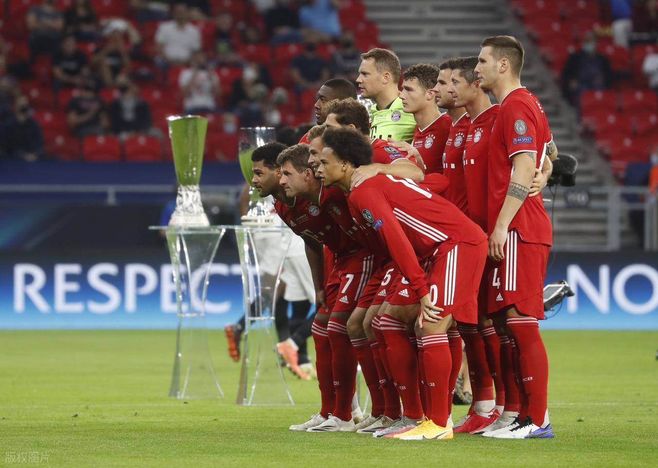 包含拜仁慕尼黑主场大胜，豪取赛季第十九场胜利的词条